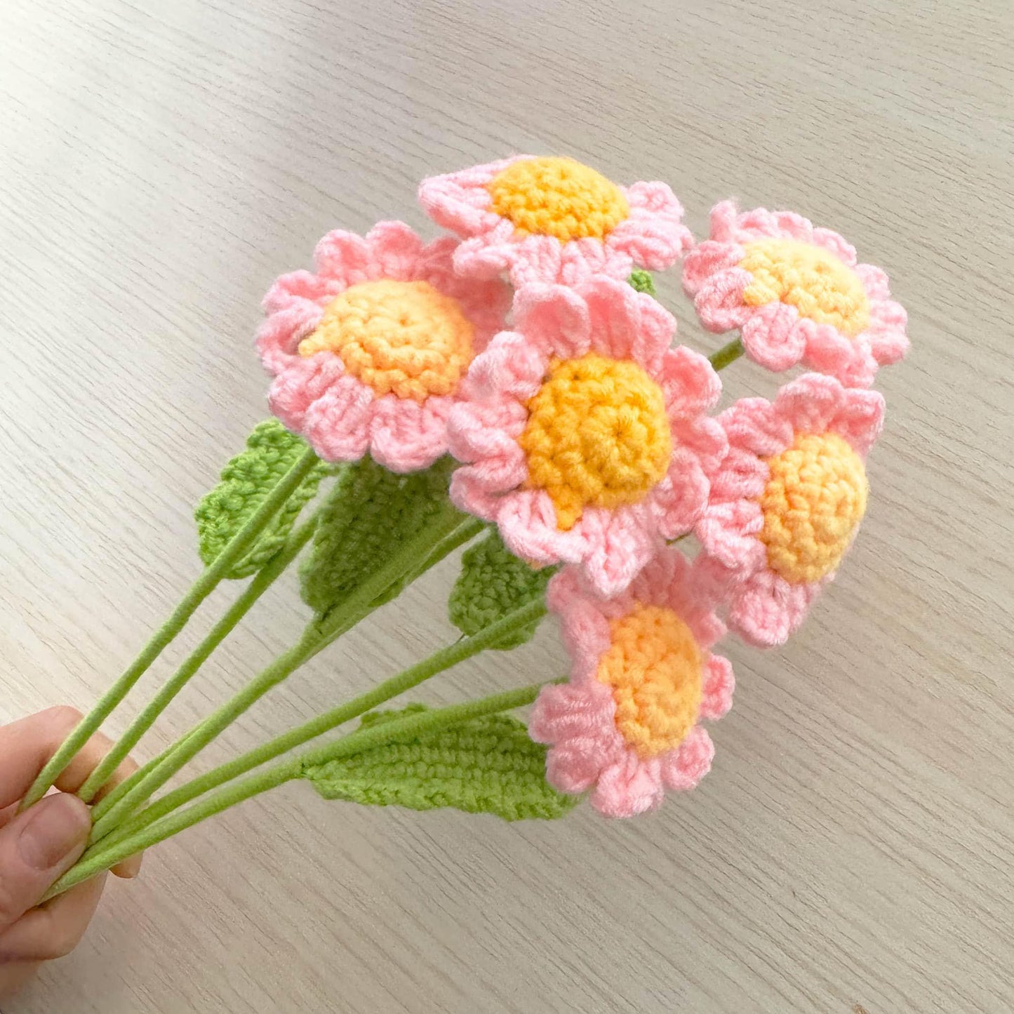 Handmade Crochet Daisy Flower Bouquet | Pink | White | Crochet Daisy Decor | Artificial Daisy Stem | Handmade Gift | Summer Home Decor