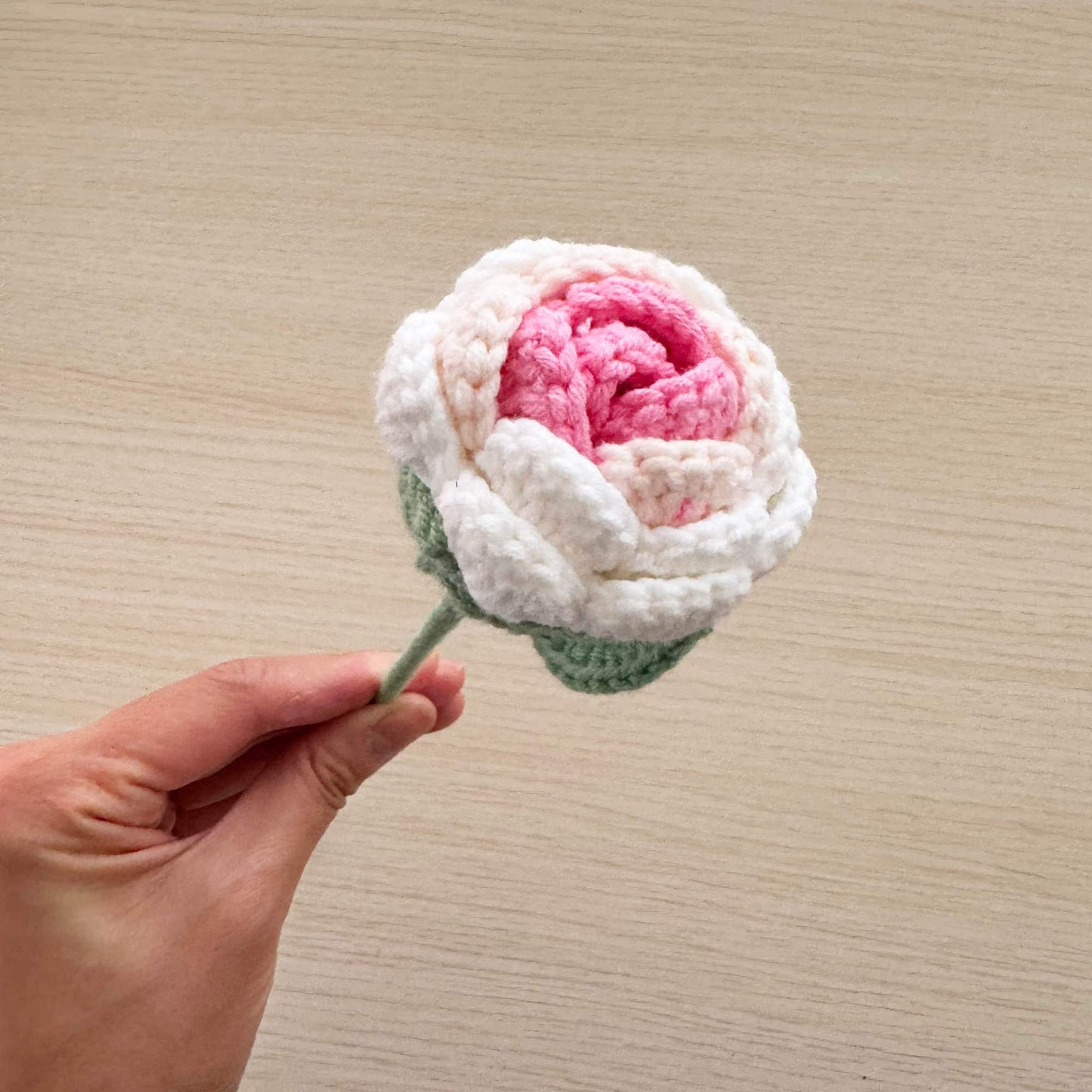 Handmade Crochet Rose Flower Stems | Pink | Home Decor Bouquet | Gift for Mom Girlfriend | Artificial Plant | Flowers Arrangement