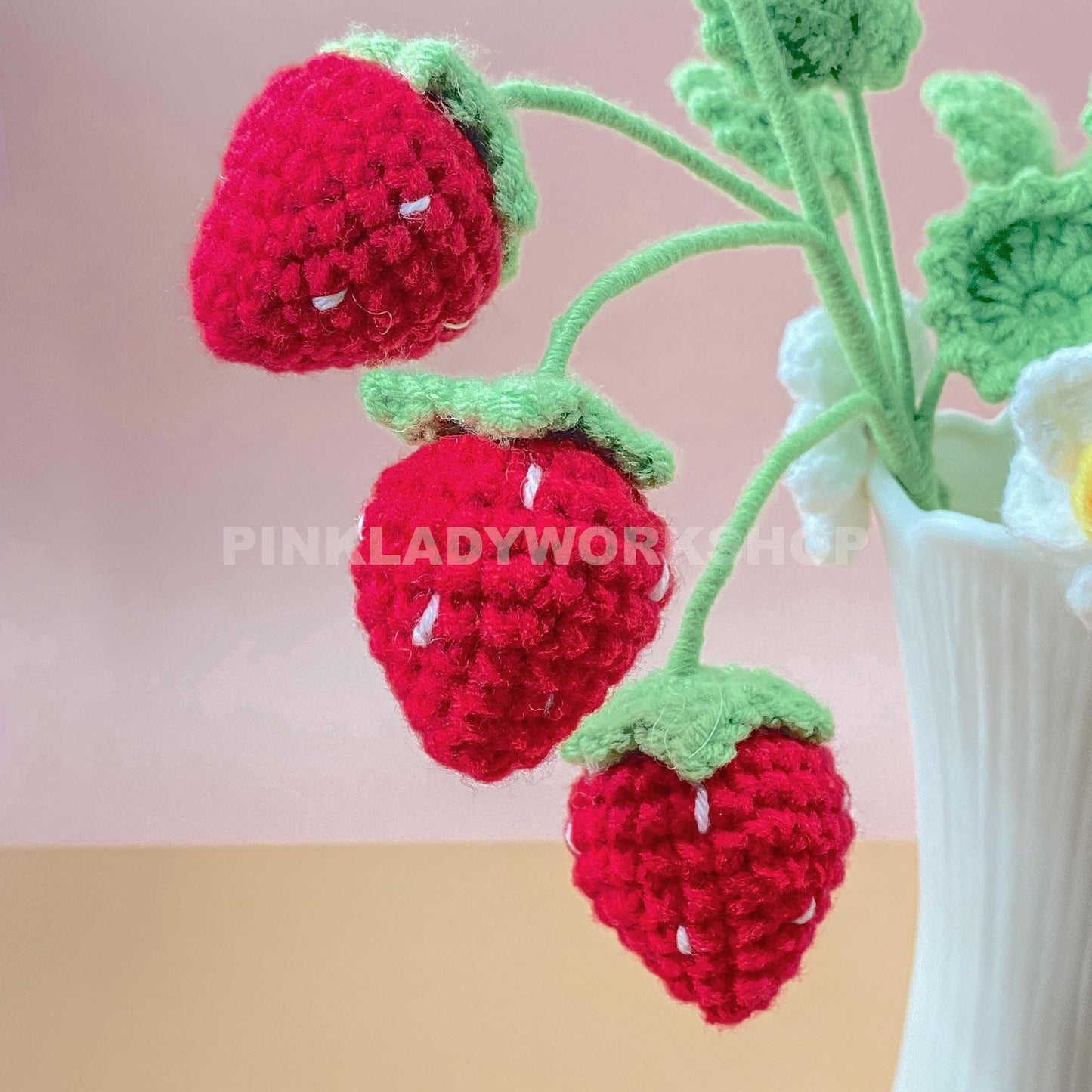 Handmade Crochet Strawberry Bouquet: Amigurumi Yarn Fruit Decor