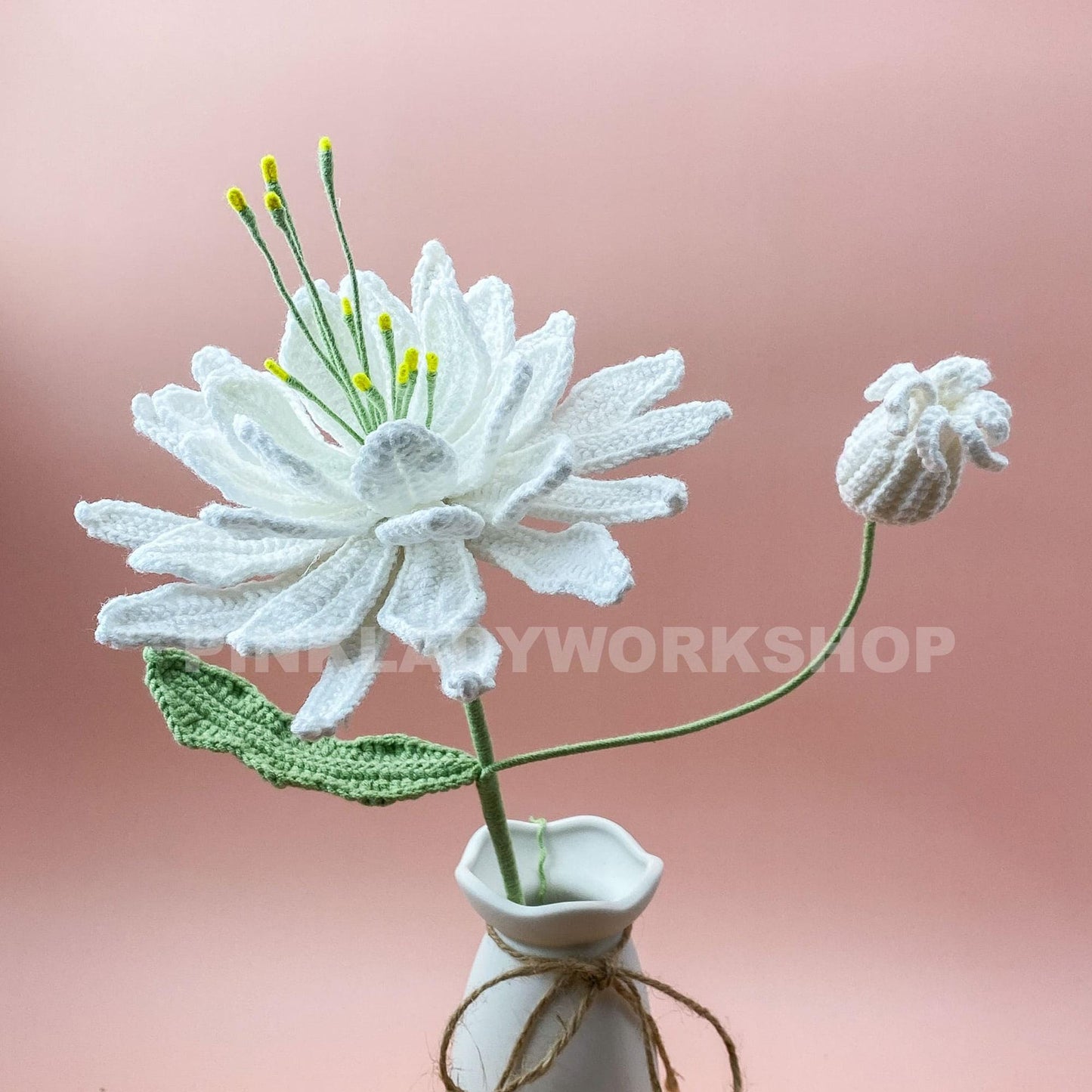 1 Handmade Crochet Queen of the Night Flower(no vase) | White Cactus Bloom | Amigurumi Night Blooming Flower | Unique Home Decor Gift