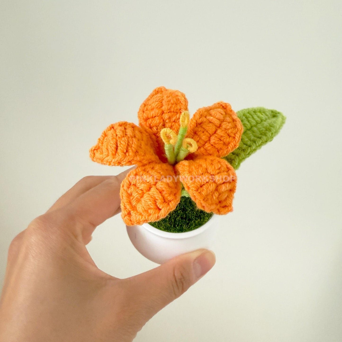 Crochet Coppertips Flower Pot | Red Crochet Lily | Handmade Amigurumi Plant | Floral Home Decor | Gift for Plant Lovers | Pinklady Workshop