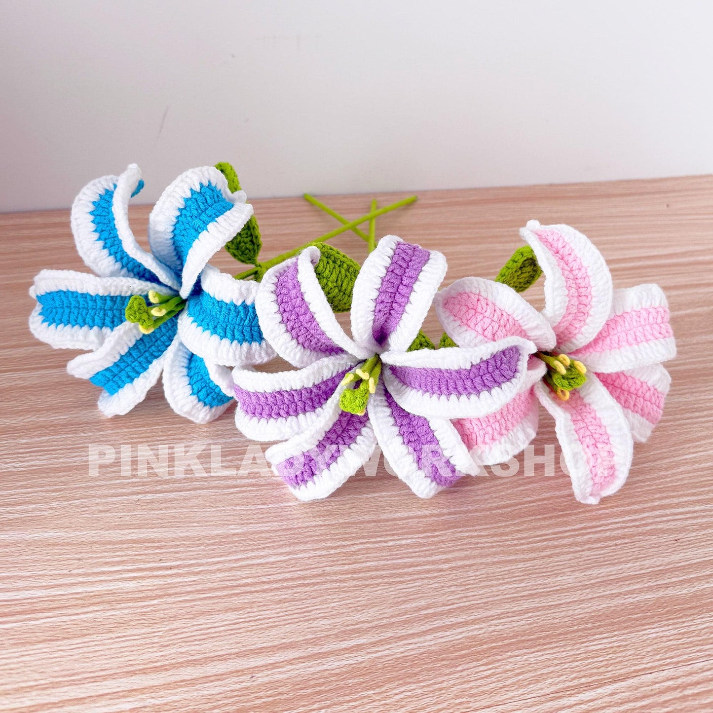 Handmade Crochet Lily Bouquet(no vase) | Handmade Colorful Lily Flowers | Amigurumi Flower Gift | Yarn Floral Arrangement