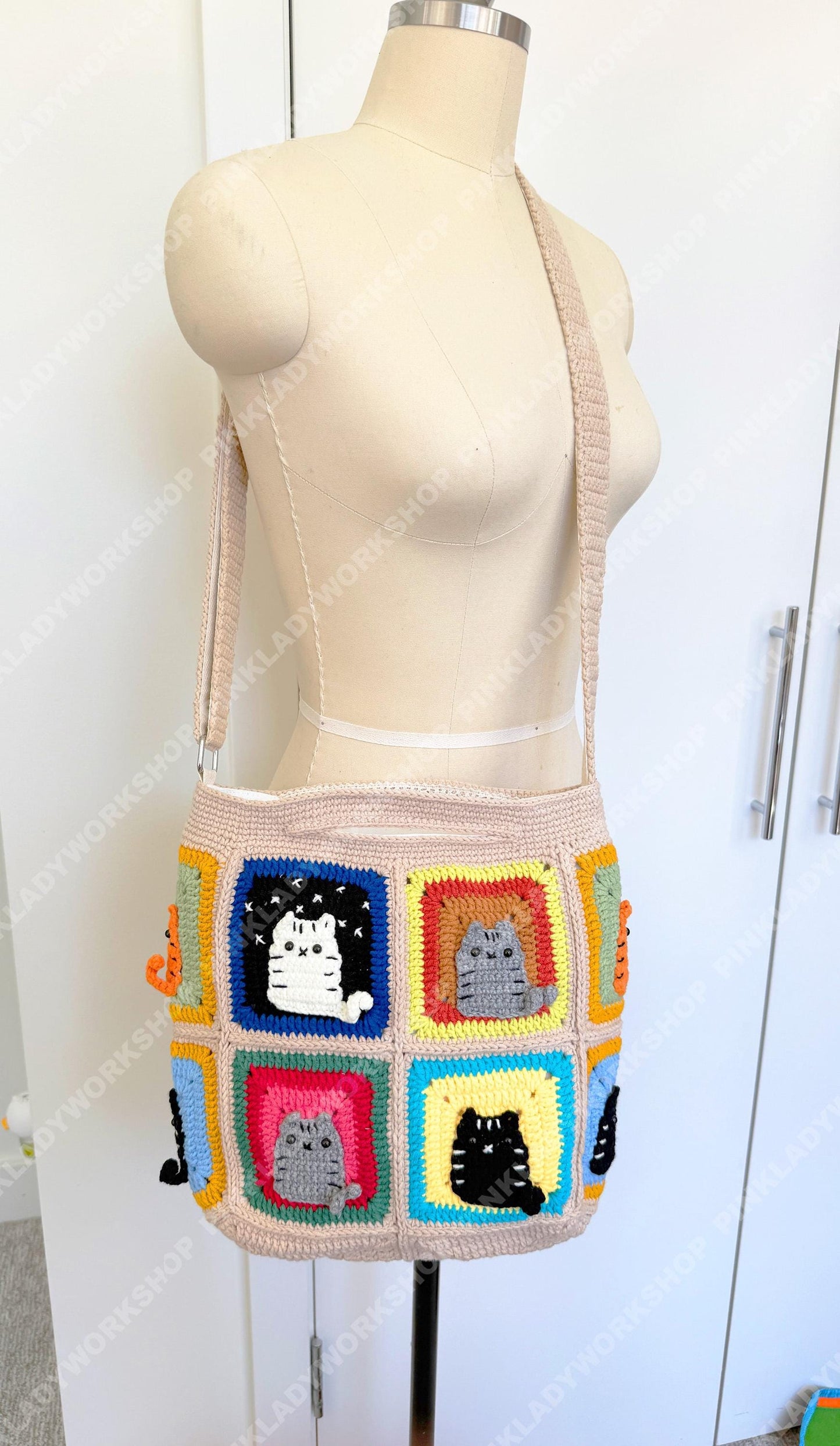 Crochet Cat Granny Square Bag | Handmade Cat Tote | Cute Kitty Crossbody | Colorful Patchwork Purse | Gift for Cat Lover