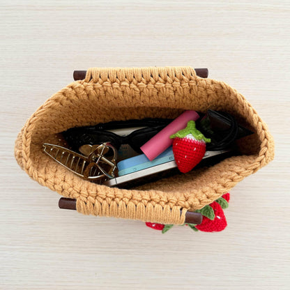 Handmade Crochet Strawberry Purse | Clutch | Red Green Beige | Craft Present | Spacious Purse | Kawaii Cute | Fruit | Vintage