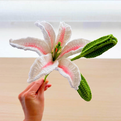Handmade Crochet Lily Stem | Crocheted Lily Bouquet  (no vase) | Artificial Flower | White | Wedding Anniversary Mother's Day