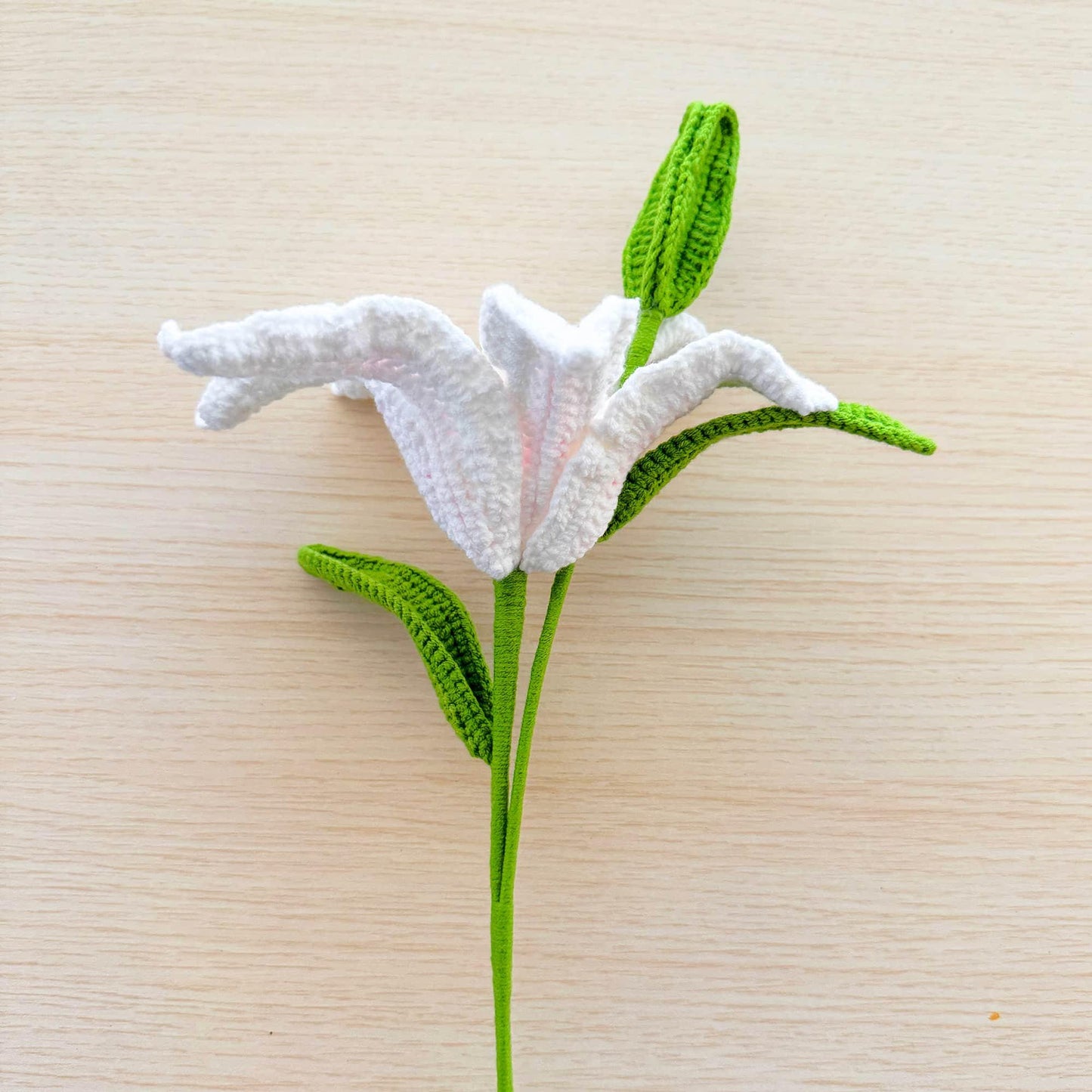 Handmade Crochet Lily Stem | Crocheted Lily Bouquet  (no vase) | Artificial Flower | White | Wedding Anniversary Mother's Day