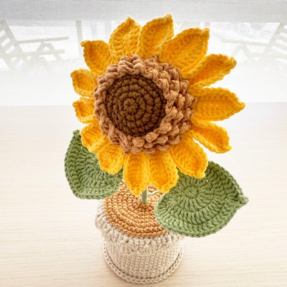 Handmade Crochet Sunflower in Pot | Tabletop Yarn Flower Decor | Amigurumi Plant | Cute Finished Crochet Gift | Cheerful Home Accent
