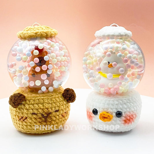 Crochet Animal Snow Globe | Kawaii Plush Snow Globe | Cute Capybara & Duck Decor | Christmas Gift | Handmade Ornament | Pastel Decor