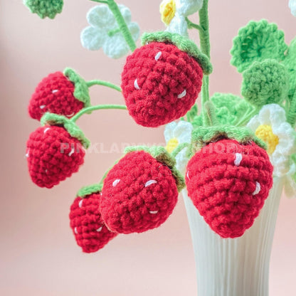 Handmade Crochet Strawberry Bouquet: Amigurumi Yarn Fruit Decor