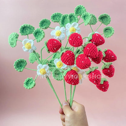 Handmade Crochet Strawberry Bouquet: Amigurumi Yarn Fruit Decor