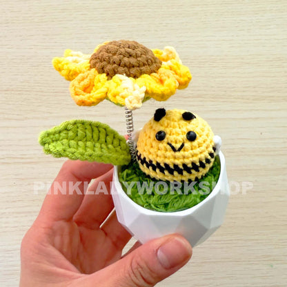 Crochet Frog and Bee Amigurumi: Sunflower Umbrella, Whimsical Decor
