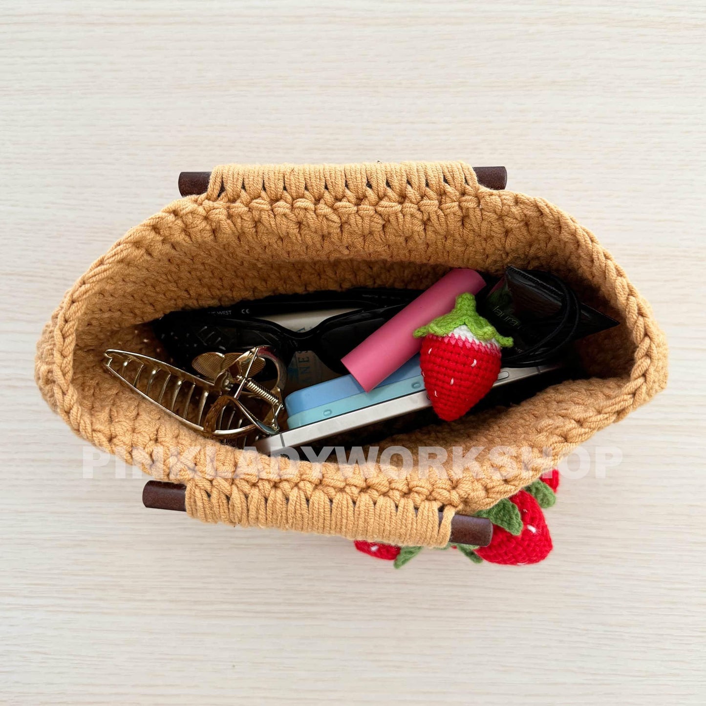 Handmade Crochet Strawberry Purse: Kawaii Fruit Clutch