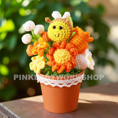 Handmade Crochet Bee Flower Pot: Pink Flowers, Spring Decor
