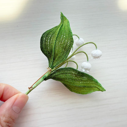 Handmade Micro Crochet Lily of the Valley Brooch | White Floral Pin | Spring Flower Corsage | Botanical Crochet Jewelry | Wedding Accessory