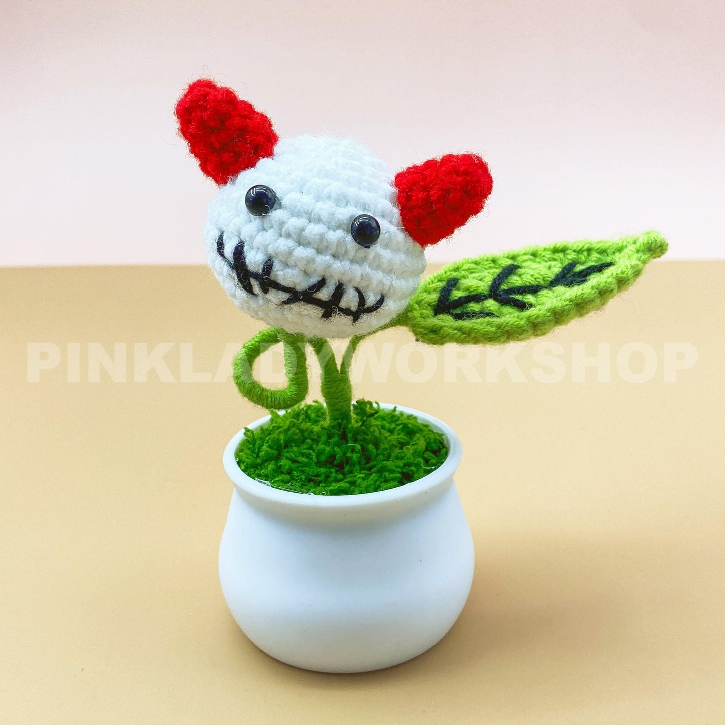 Halloween Crochet Monster Flower Pot | Spooky Amigurumi Plant Decor | Handmade Creepy Cute Gift | Halloween Desk Decoration