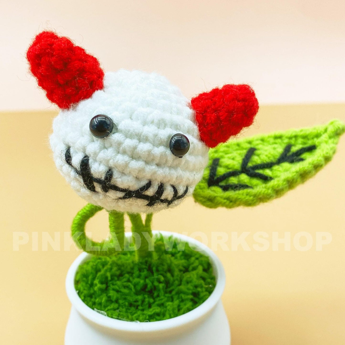 Halloween Crochet Monster Flower Pot | Spooky Amigurumi Plant Decor | Handmade Creepy Cute Gift | Halloween Desk Decoration