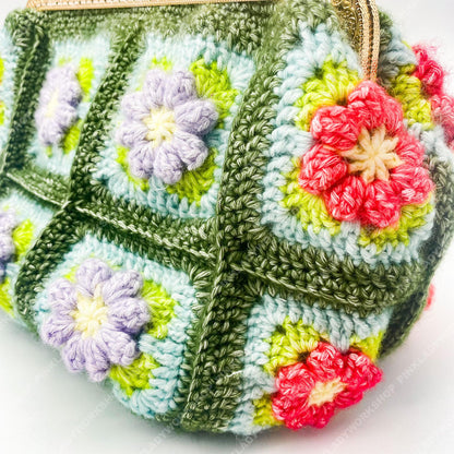 Crochet Granny Square Purse | Floral Handmade Clutch Bag with Gold Frame | Retro Flower Handbag | Gift for Women