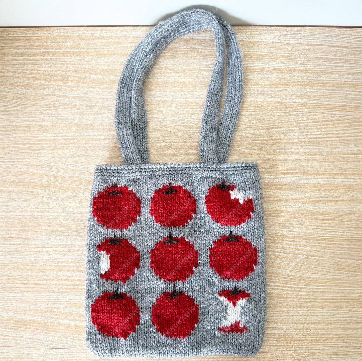 Alpaca Wool Apple Mini Tote Bag | Handmade Knit Tote | Soft Warm Small Shoulder Bag | Cute Everyday Purse 9.1 × 9.4 inches