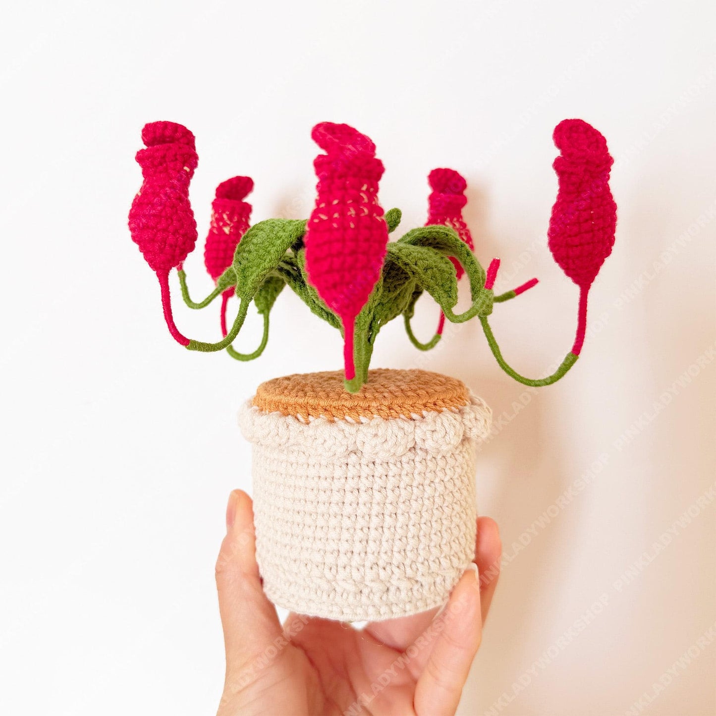 Crochet Pitcher Plant | Handmade Carnivorous Plant | Amigurumi Nepenthes | Cute Desk Plant Decor Gift
