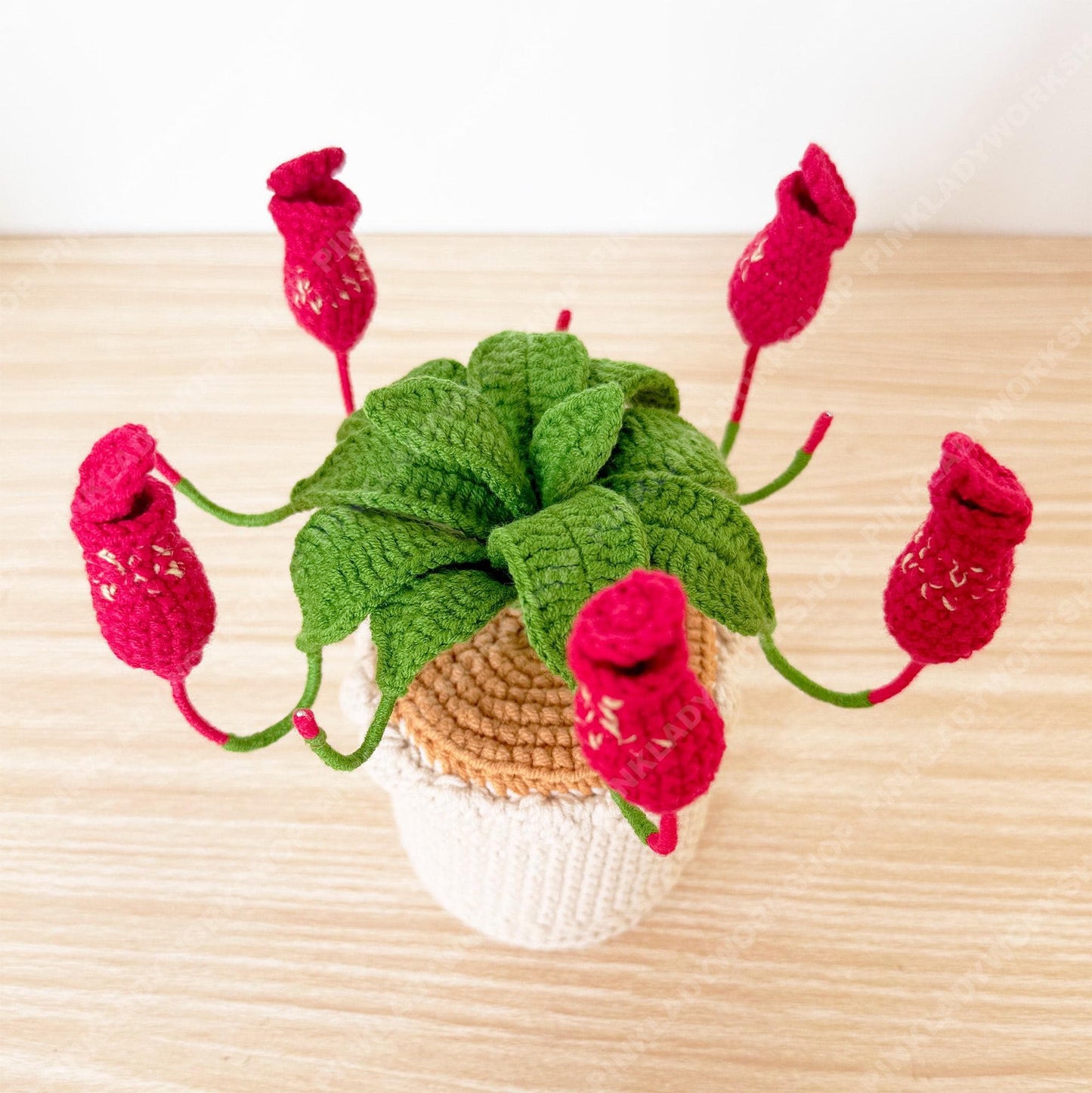Crochet Pitcher Plant | Handmade Carnivorous Plant | Amigurumi Nepenthes | Cute Desk Plant Decor Gift