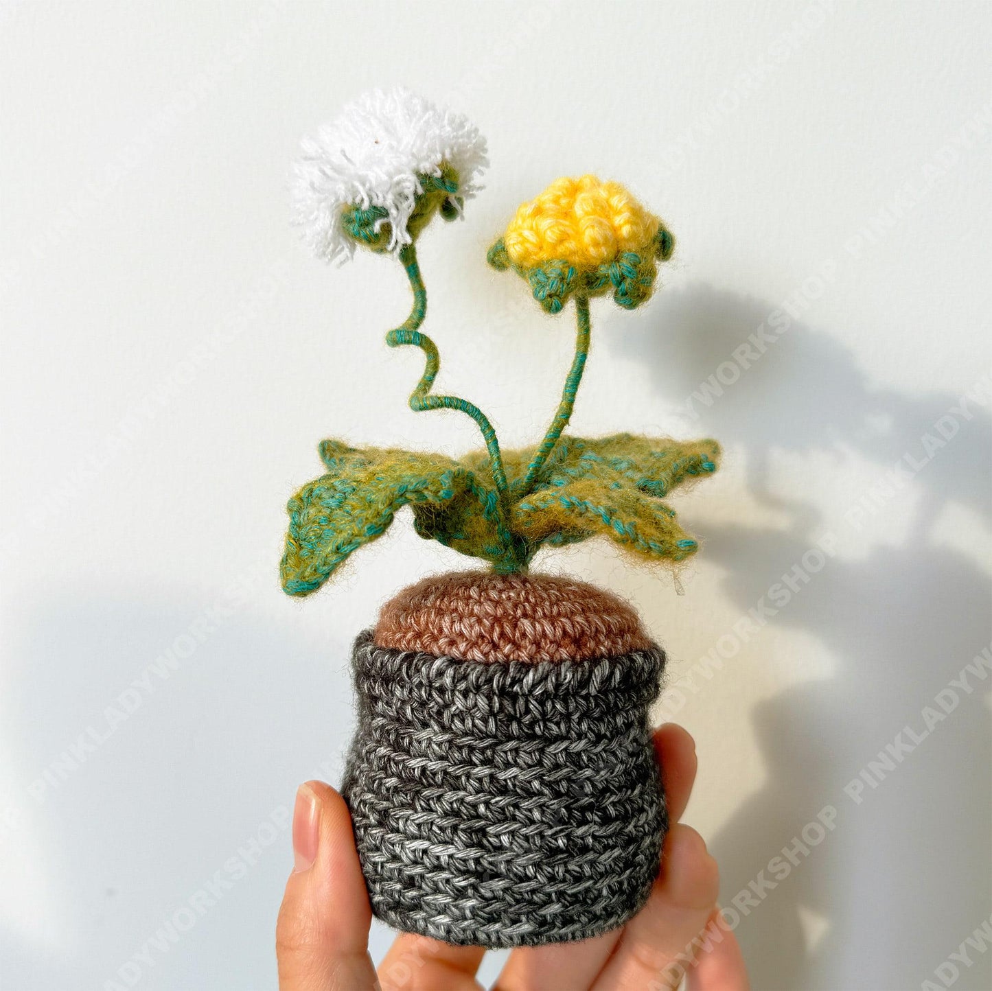 Crochet Mixed Yarn Dandelion Flower | Handmade Wish Flower Pot | Amigurumi Dandelion Decor | Cute Desk Gift
