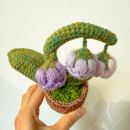 Crochet Mixed Yarn Purple Lily of the Valley | Handmade Bell Flower Plant | Amigurumi Floral Decor | Cute Desk Gift