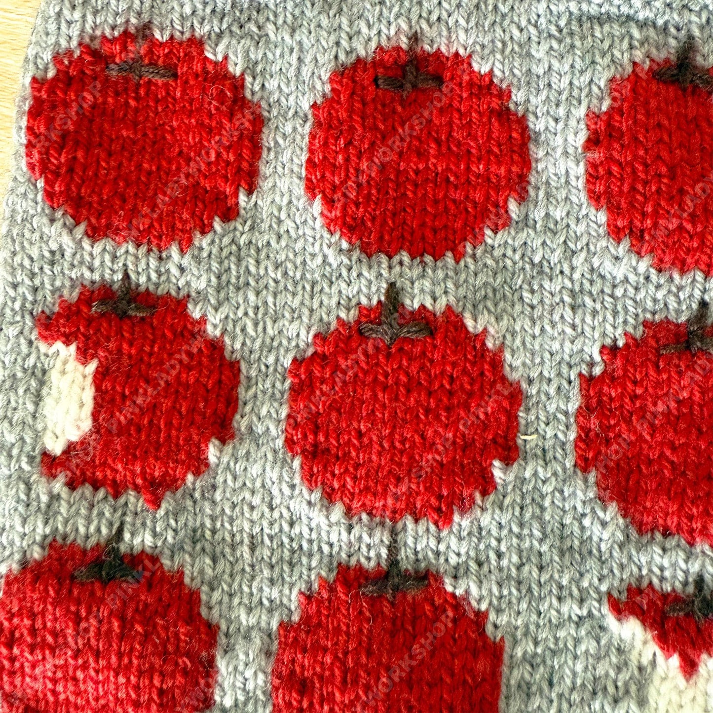 Alpaca Wool Apple Mini Tote Bag | Handmade Knit Tote | Soft Warm Small Shoulder Bag | Cute Everyday Purse 9.1 × 9.4 inches