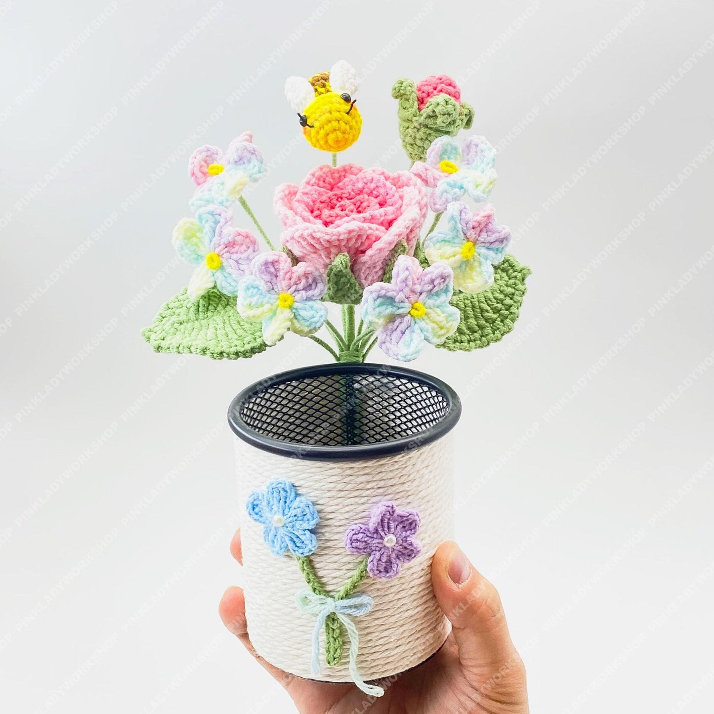 Crochet Flower Pen Holder | Handmade Yarn Desk Organizer
