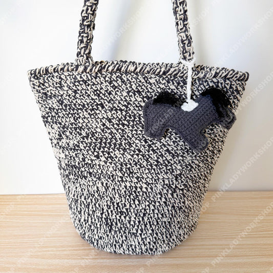 Crochet Tote Bag with Horse Charm | Textured Yarn Shoulder Bag | Equestrian Cottagecore Style