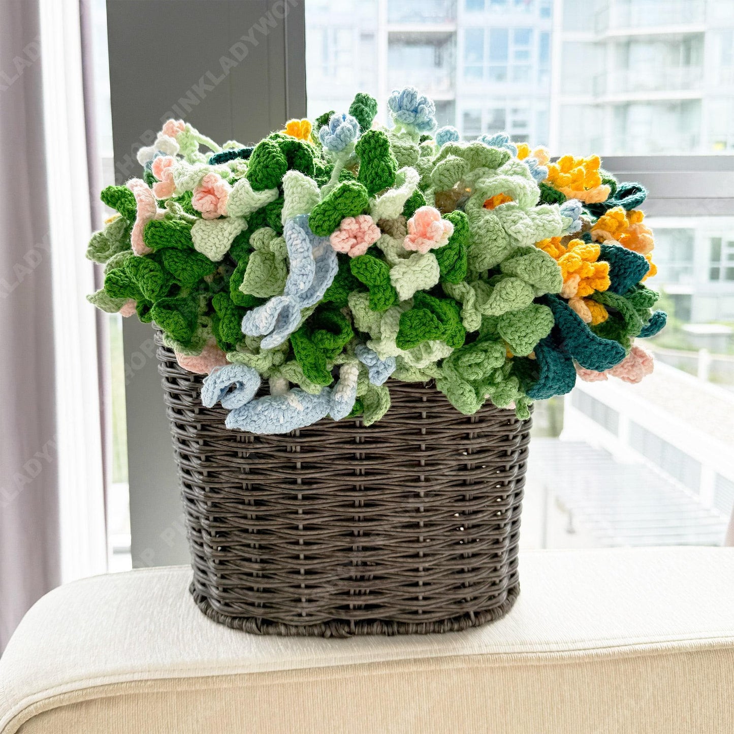 Crochet Flower Bouquet Blanket | 3D Floral Throw | Botanical Knit Home Decor