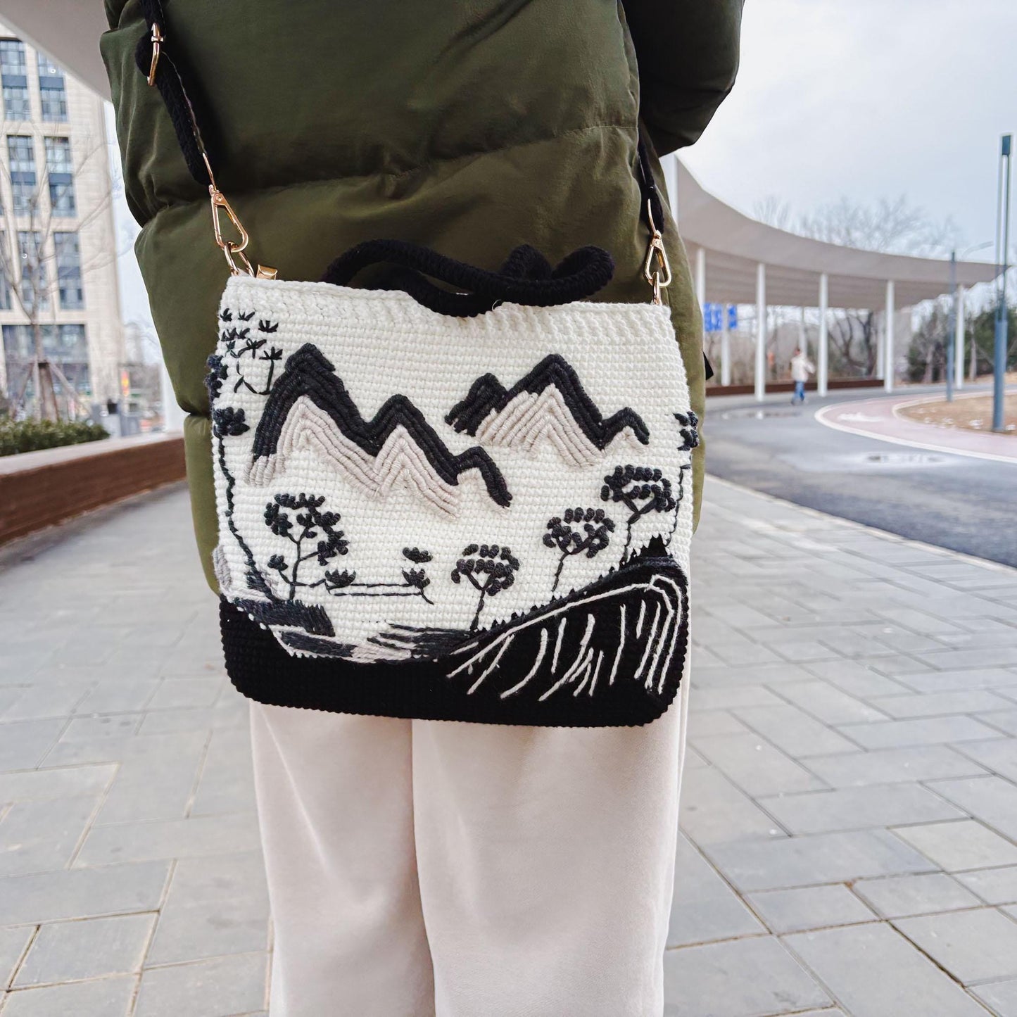 Crochet Landscape Crossbody Bag | Handmade Mountain & Cherry Blossom Purse | Aesthetic Shoulder Bag | Unique Art Tote | Gift for Her