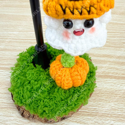 Magnetic Floating Ghost Night Light | Crochet Halloween Decor | Levitating Pumpkin Ghost Lamp | Cute Spooky Desk Light Gift