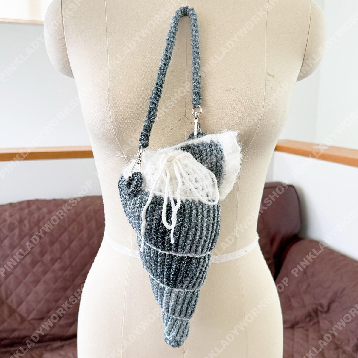 Handmade Crochet Conch Shell Bag: Seashell Crossbody Purse - Spiral Shell Shoulder Bag in Champagne or Grey - Beach Mermaid Gift for Her