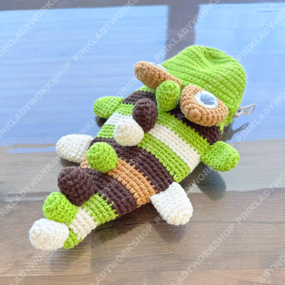 Crocodile Pencil Case: Handmade Crochet Zipper Mouth with Googly Eyes