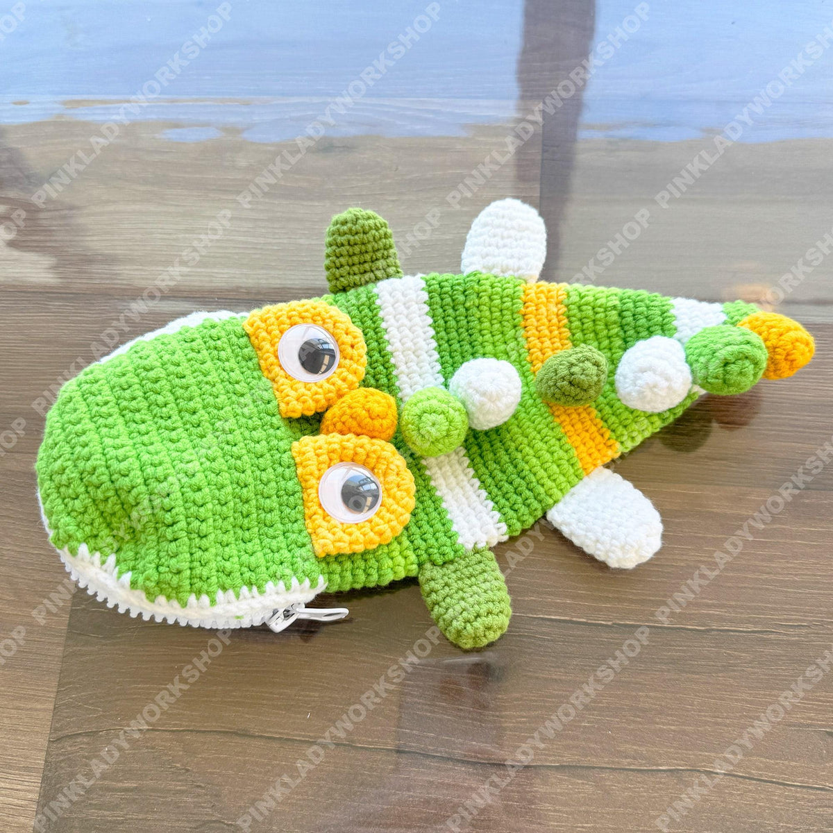 Crocodile Pencil Case: Handmade Crochet Zipper Mouth with Googly Eyes